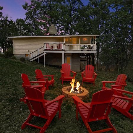 Harpers Ferry Cabin Hot Tub, Deck, Fire Pit, Wifi Zewnętrze zdjęcie